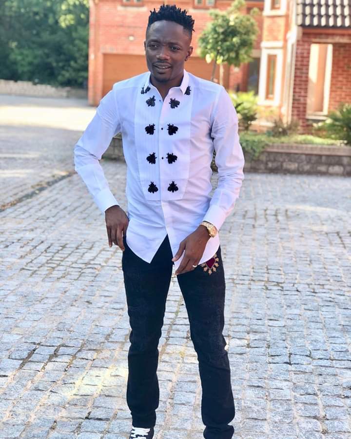Jobless mother looking for a N3,000 job, got text alert of N250,000 from Ahmed Musa