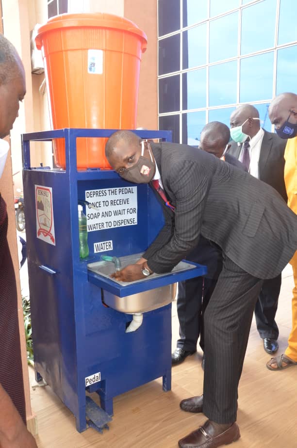 #EKITI STATE UNIVERSITY FACULTY OF ENGINEERING PRODUCES ECO-FRIENDLY SOAP AND WATER DISPENSER
