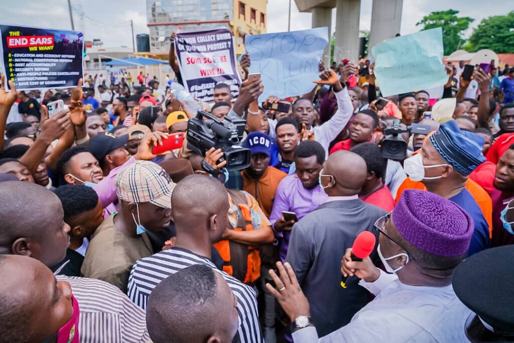 #EkitiNewsToday: #FAYEMI RAISES PANEL ON SARS’ BRUTALITY, RIGHT ABUSES. Cc #AlausaProtest #EndSARS #EndPoliceBrutality #ReformNigeria